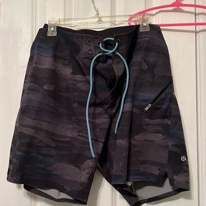 Lululemon Mens Board Shorts Size 36